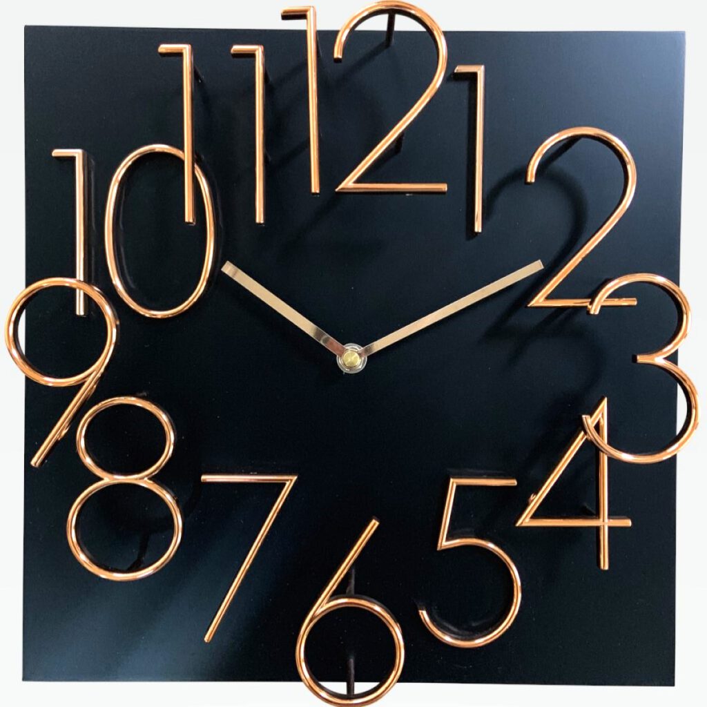 黑底搭配玫瑰金數字的立體時鐘 Black clock with rose gold 3D Arabic numerals