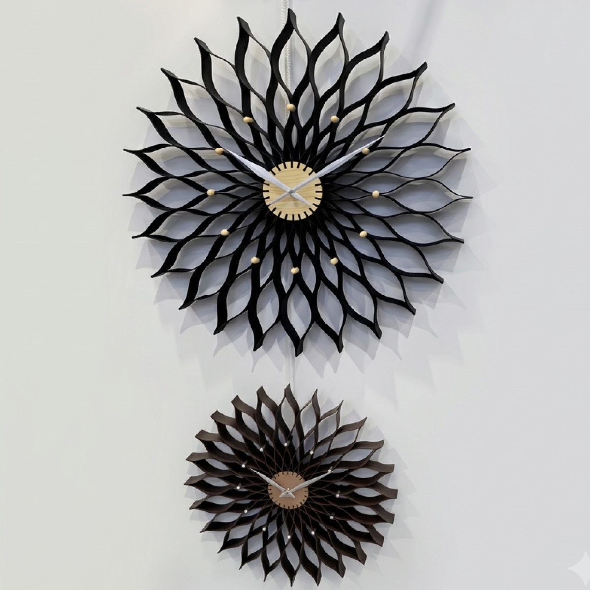 大蓮花時鐘 和小蓮花時鐘 黑色 Large size lotus clock and small size lotus clock