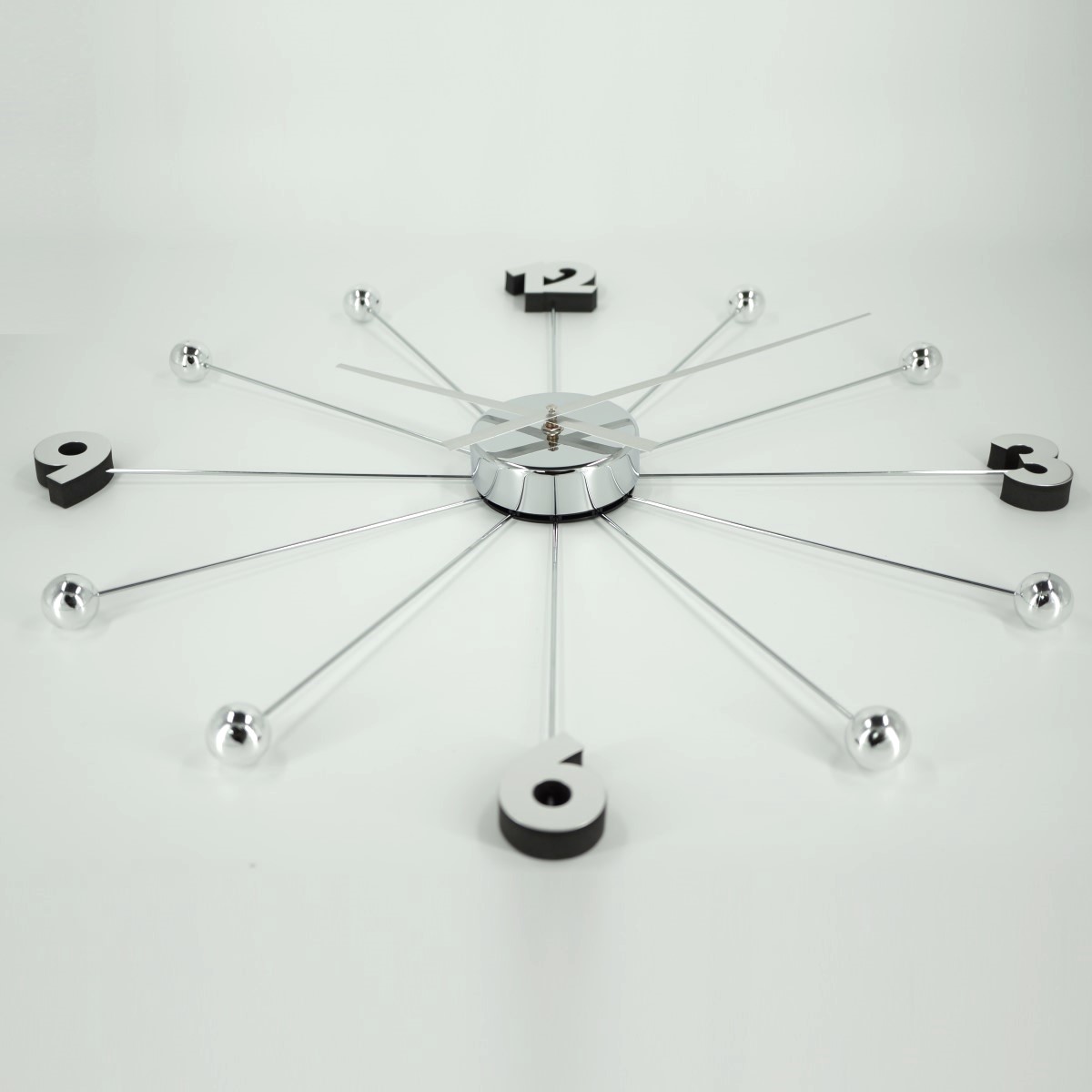 放射時光60時鐘-側視 Radiant time 60cm silver ball clock side view